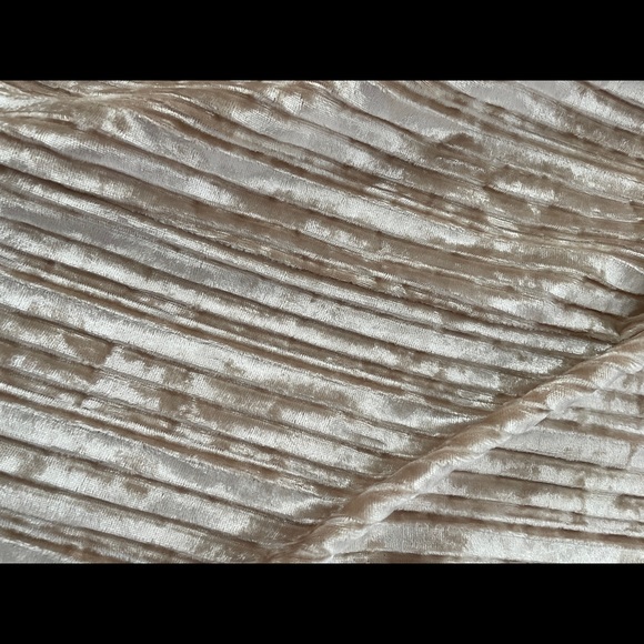 COPY - Long velvet skirt - Picture 2 of 3